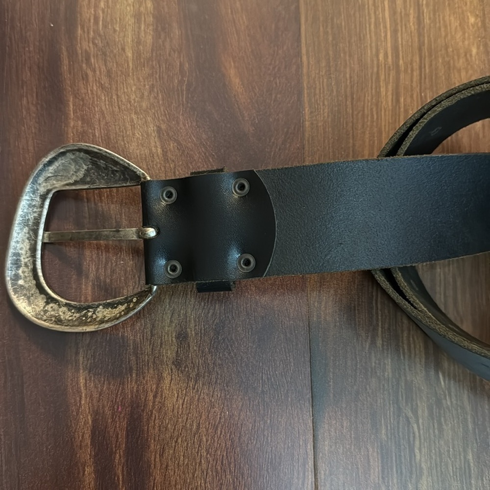 DIVIDED Women's Black Belt Size Medium - Picture 2 of 11